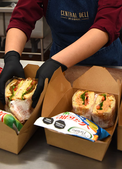 Central Deli y Deli&Snacks